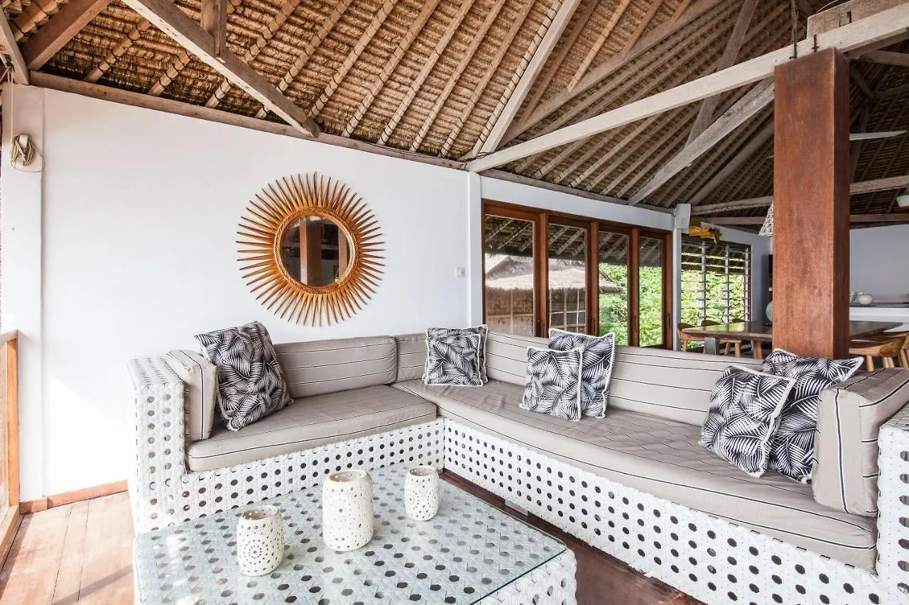 Villa Gmb Beach House Uluwatu