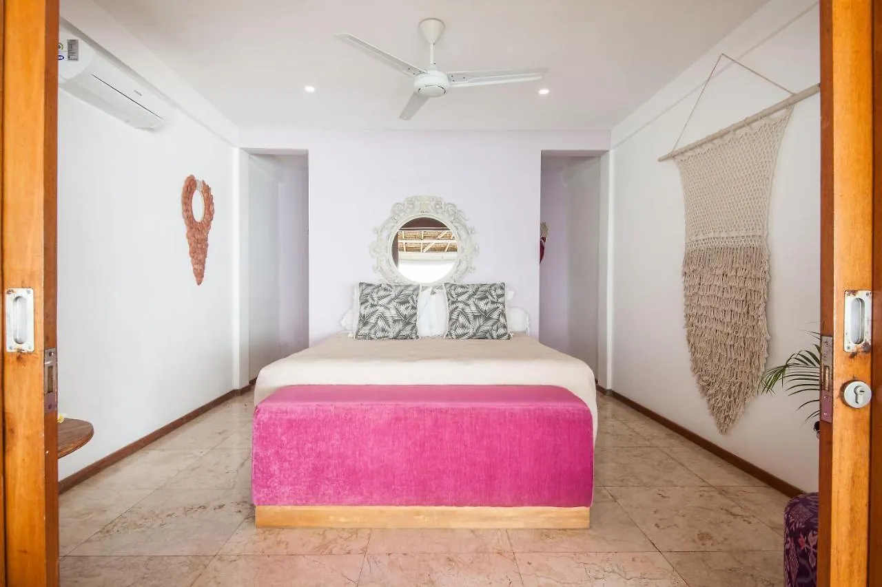 Villa Gmb Beach House Uluwatu